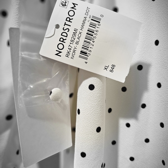 Nostrom Rack blouse XL Ivory and Black dots - Picture 5 of 7